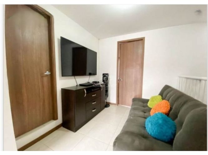 Casa de 4 alcobas en venta en Ciudad Country, Jamundí, 128 m² · foto 5 de 24