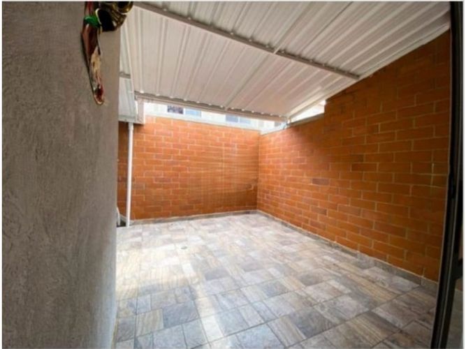 Casa de 4 alcobas en venta en Ciudad Country, Jamundí, 128 m² · foto 13 de 24
