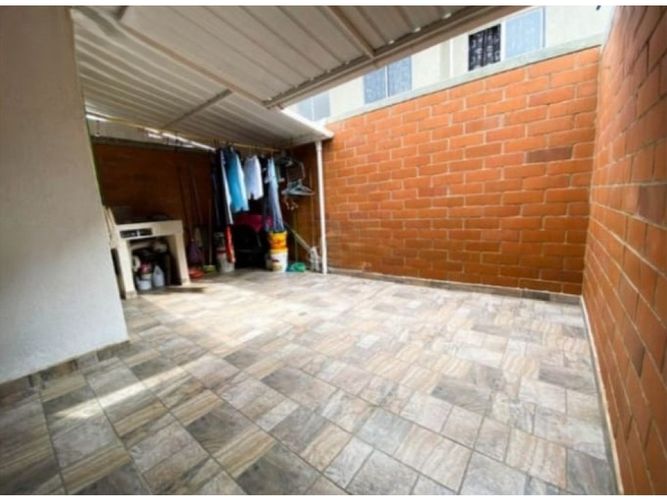 Casa de 4 alcobas en venta en Ciudad Country, Jamundí, 128 m² · foto 15 de 24