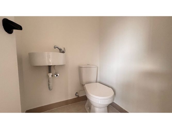 Local en arriendo en Playas De Doña Maria, Sabaneta, 90 m² · foto 7 de 8