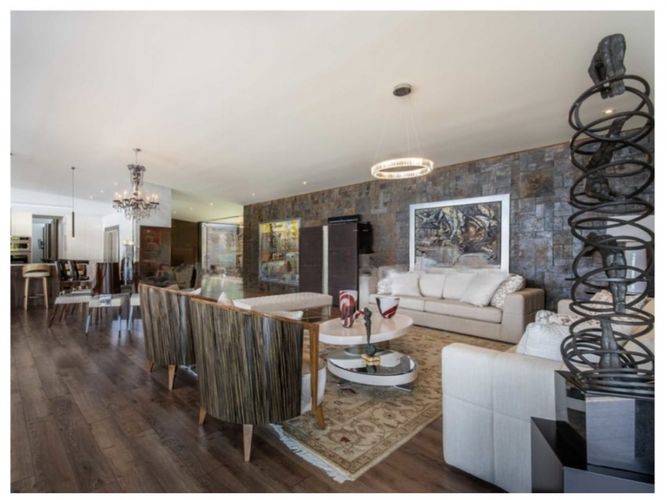 Casa de 3 alcobas en venta en Vía Las Palmas, Medellín, 510 m² · foto 3 de 16
