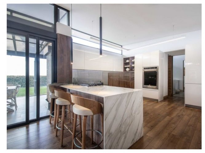 Casa de 3 alcobas en venta en Vía Las Palmas, Medellín, 510 m² · foto 6 de 16
