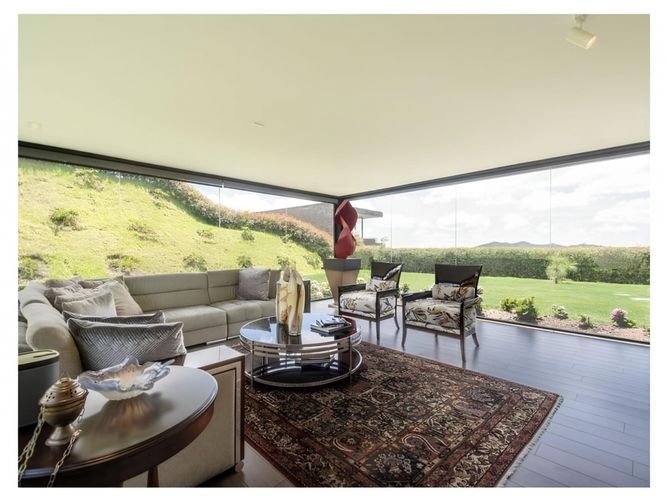 Casa de 3 alcobas en venta en Vía Las Palmas, Medellín, 510 m² · foto 10 de 16