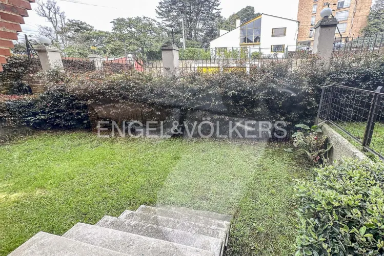 Casa de 5 alcobas en venta en Los Lagartos, Bogotá, 258 m² · foto 20 de 21