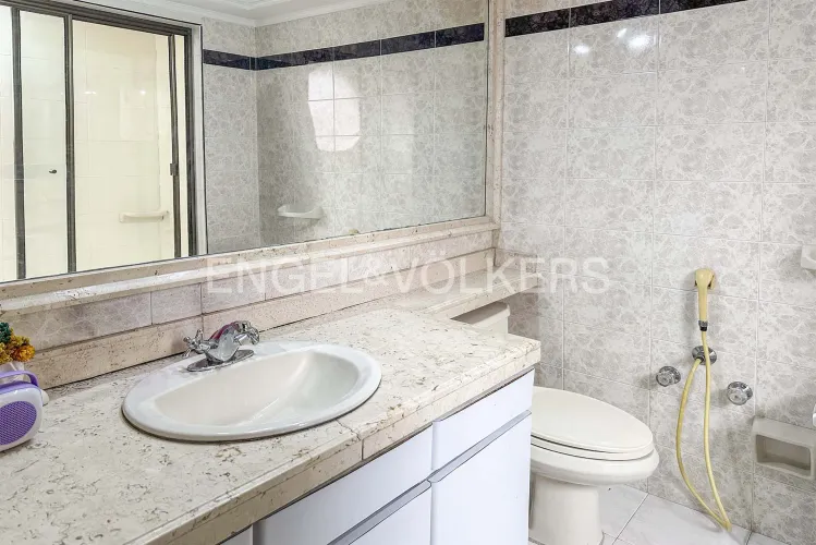 Casa de 5 alcobas en venta en Los Lagartos, Bogotá, 258 m² · foto 11 de 21