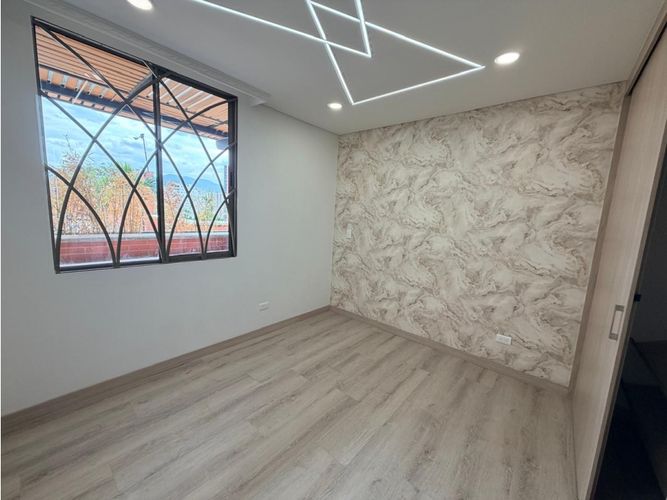 Apartamento de 3 alcobas en venta en San Jose, Sabaneta, 135 m² · foto 11 de 24