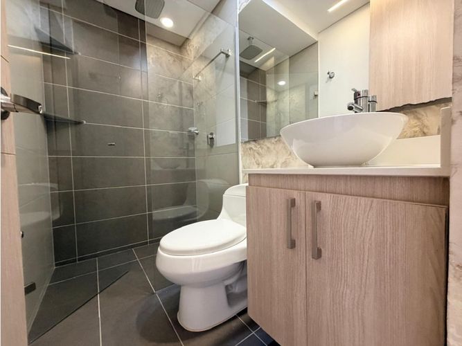 Apartamento de 3 alcobas en venta en San Jose, Sabaneta, 135 m² · foto 12 de 24