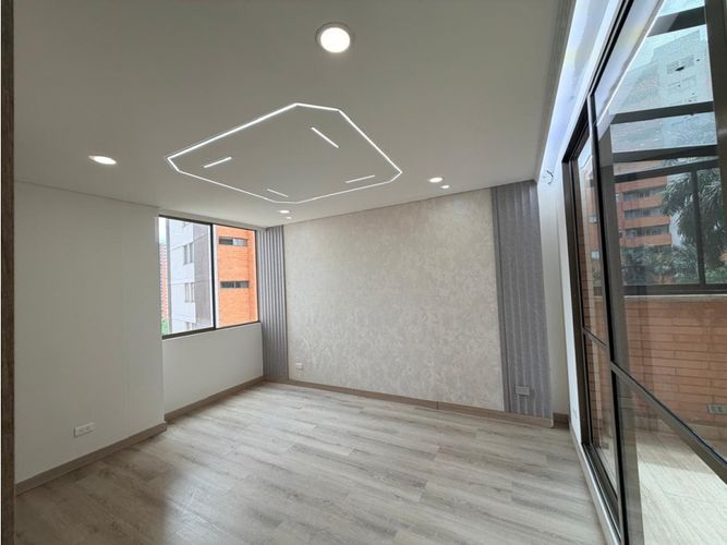 Apartamento de 3 alcobas en venta en San Jose, Sabaneta, 135 m² · foto 16 de 24