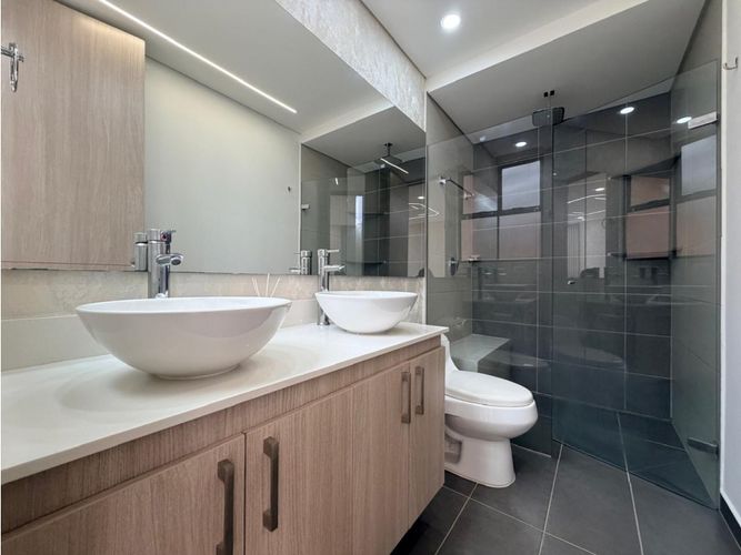 Apartamento de 3 alcobas en venta en San Jose, Sabaneta, 135 m² · foto 17 de 24