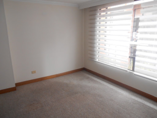 Apartamento en venta en Santa Barbara, Bogotá · foto 8 de 23