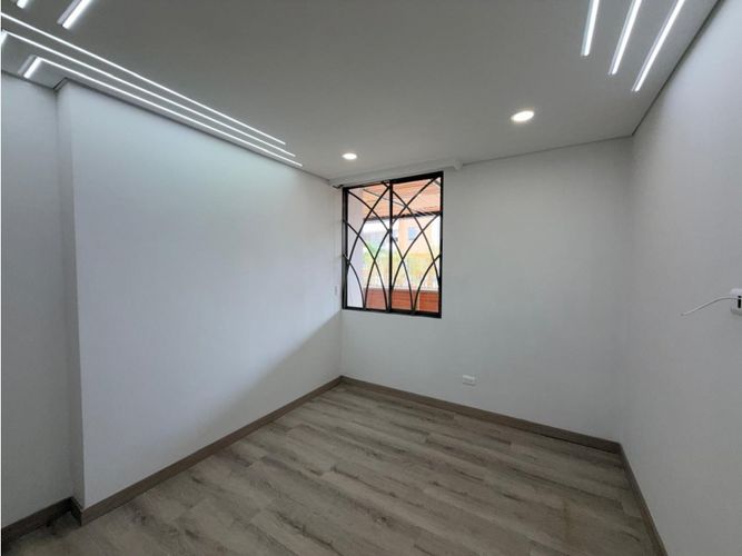 Apartamento de 3 alcobas en venta en San Jose, Sabaneta, 135 m² · foto 22 de 24