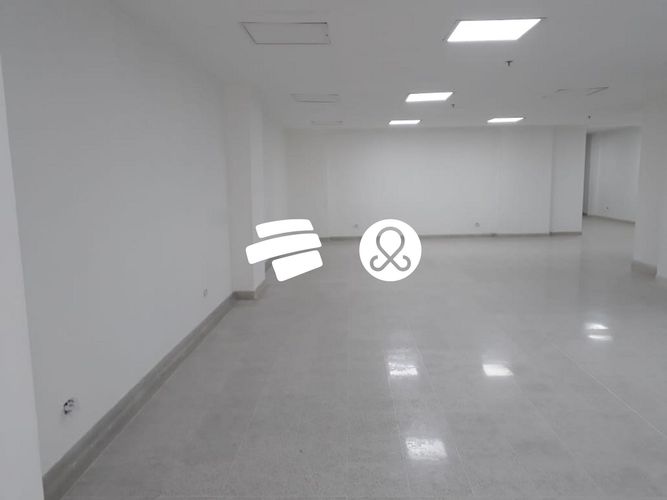 Local en venta en Buenos Aires, Medellín, 208 m² · foto 9 de 9