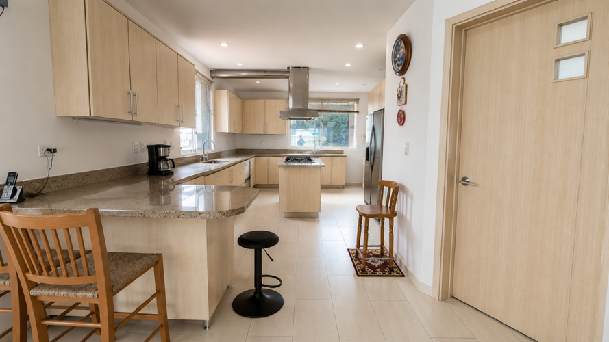 Casa de 5 alcobas en venta en La Floresta, Los Patios, 603 m² · foto 2 de 24
