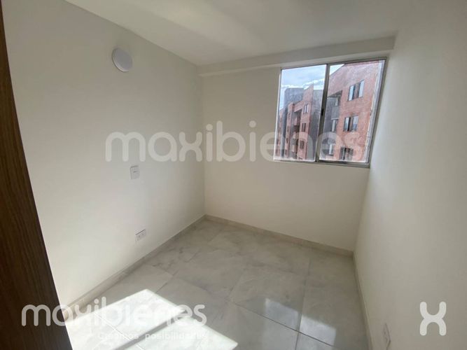 Apartamento de 3 alcobas en arriendo en Bello, 60 m² · foto 3 de 10