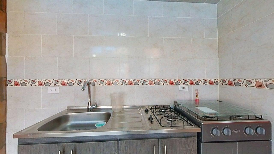 Apartamento de 2 alcobas en venta en El Cortijo, Madrid, 41 m² · foto 9 de 24