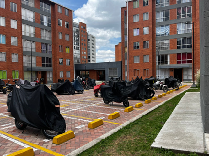 Apartamento de 2 alcobas en venta en El Cortijo, Madrid, 41 m² · foto 21 de 24