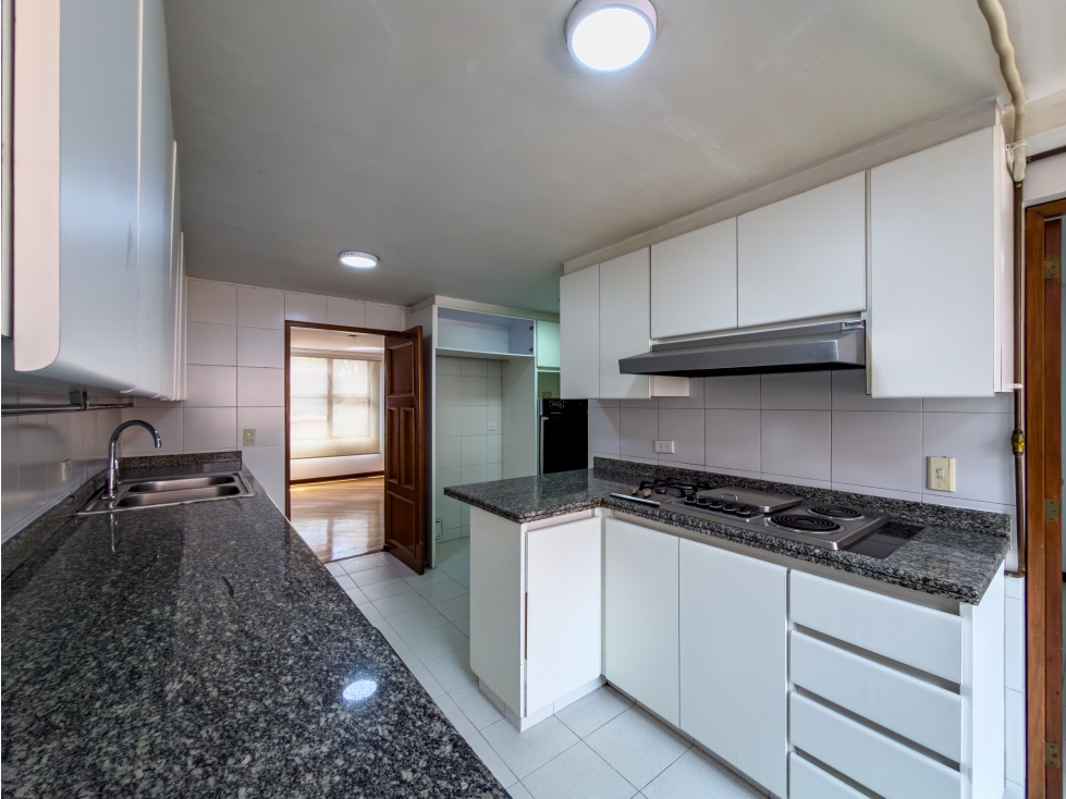 Apartamento en venta en El Refugio, Bogotá · foto 13 de 24