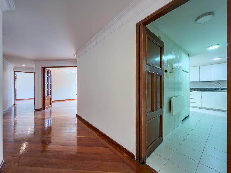 Apartamento en venta en El Refugio, Bogotá · foto 16 de 24