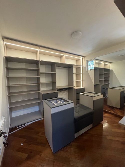 Casa de 4 alcobas en venta en El Esmeraldal, Envigado, 345 m² · foto 8 de 17