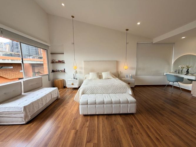 Apartamento de 2 alcobas en venta en San Lucas, Medellín, 138 m² · foto 3 de 9