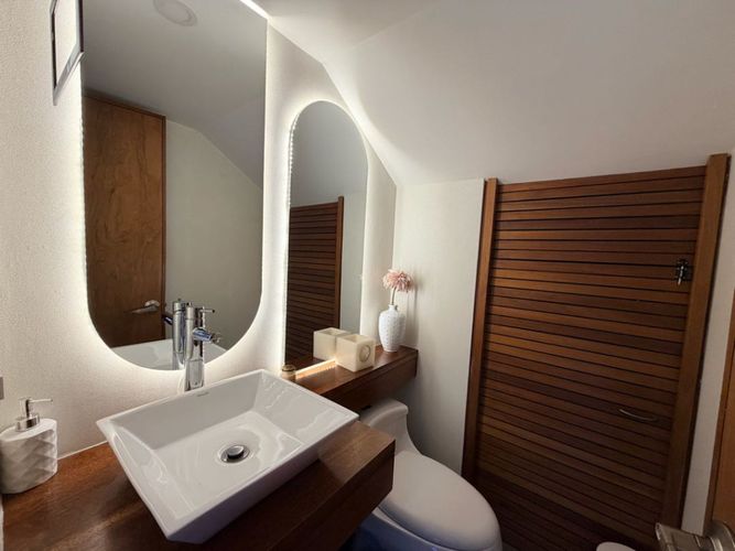 Apartamento de 2 alcobas en venta en San Lucas, Medellín, 138 m² · foto 4 de 9