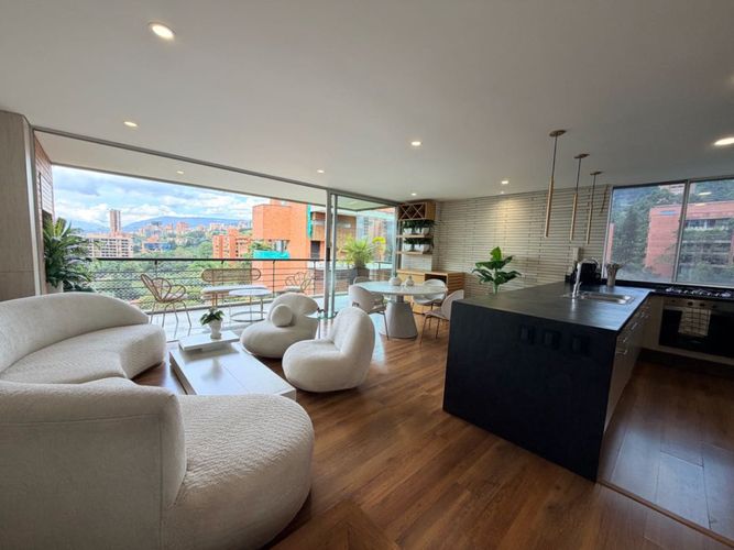 Apartamento de 2 alcobas en venta en San Lucas, Medellín, 138 m² · foto 6 de 9
