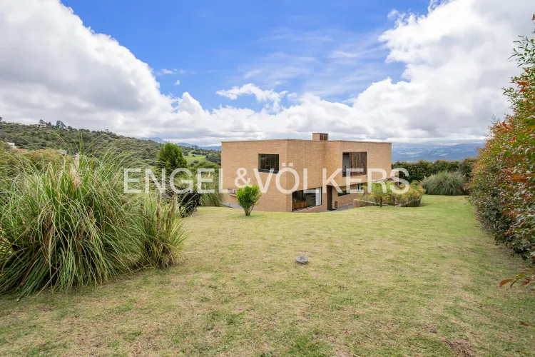 Casa de 4 alcobas en venta en Yerbabuena, Chía, 384 m² · foto 17 de 18