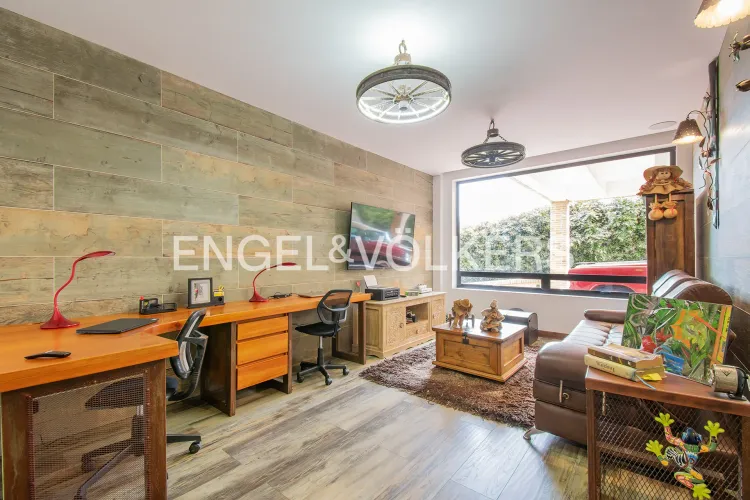 Casa de 4 alcobas en venta en Yerbabuena, Chía, 384 m² · foto 8 de 18