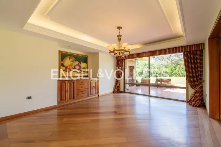 Casa de 5 alcobas en venta en Pueblo Viejo, Cota, 600 m² · foto 3 de 18