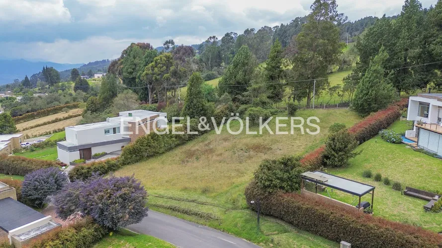 Lote en venta en Yerbabuena, Chía · foto 6 de 10