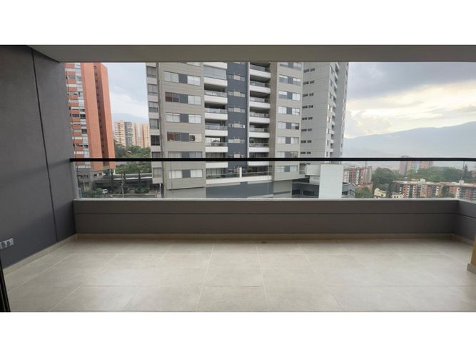 Apartamento de 2 alcobas en venta en Cumbres, Envigado, 95 m² · foto 6 de 24