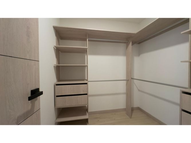 Apartamento de 2 alcobas en venta en Cumbres, Envigado, 95 m² · foto 9 de 24