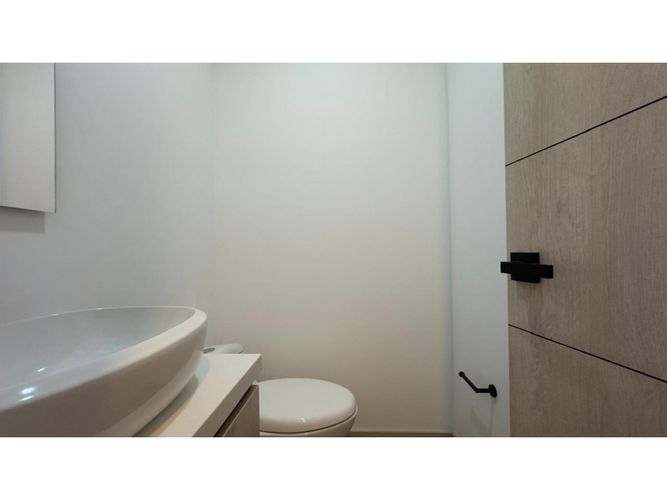 Apartamento de 2 alcobas en venta en Cumbres, Envigado, 95 m² · foto 10 de 24