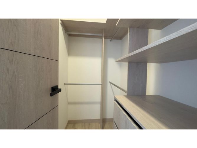 Apartamento de 2 alcobas en venta en Cumbres, Envigado, 95 m² · foto 12 de 24