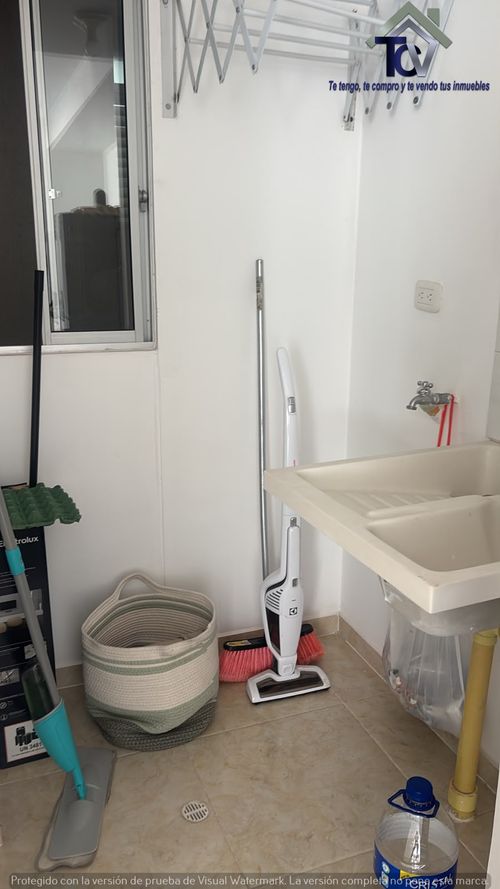 Apartamento de 3 alcobas en venta en Hsd. San Antonio De Carrizal, Girón, 61 m² · foto 13 de 14