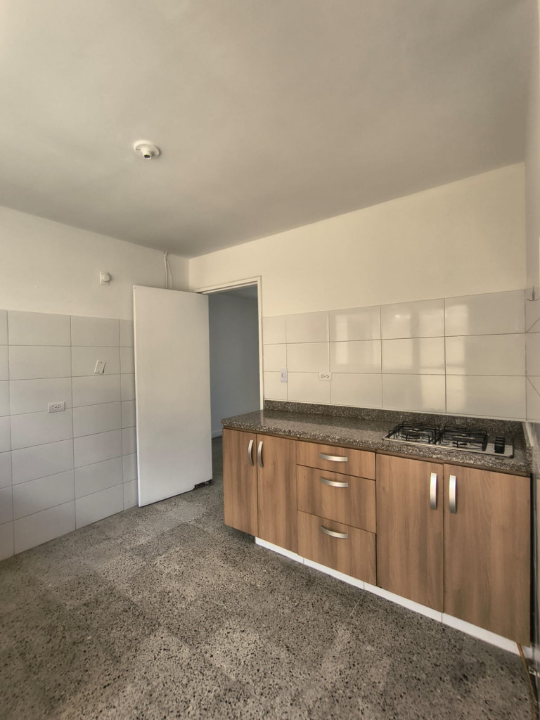 Apartamento en venta en La Candelaria, Medellín · foto 3 de 17