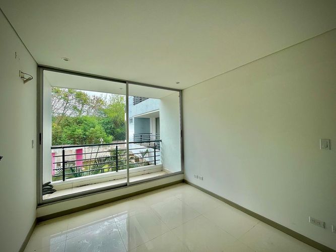 Apartamento de 2 alcobas en venta en Julio Campos Gonzalez, Girardot, 74 m² · foto 6 de 18