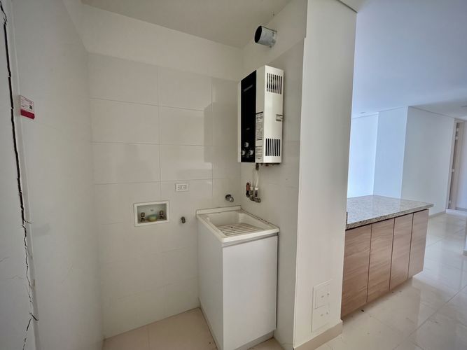 Apartamento de 2 alcobas en venta en Julio Campos Gonzalez, Girardot, 74 m² · foto 14 de 18