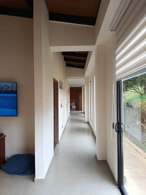 Casa de 5 alcobas en arriendo en Yerbabonita Bosque Nativo, Sopó, 366 m² · foto 3 de 24