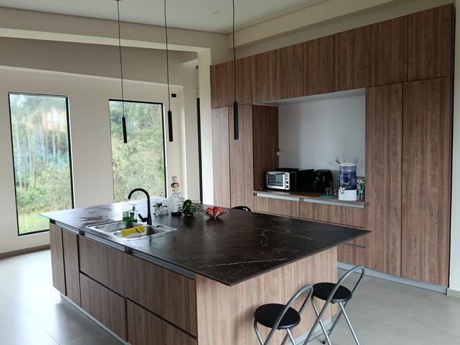 Casa de 5 alcobas en arriendo en Yerbabonita Bosque Nativo, Sopó, 366 m² · foto 13 de 24