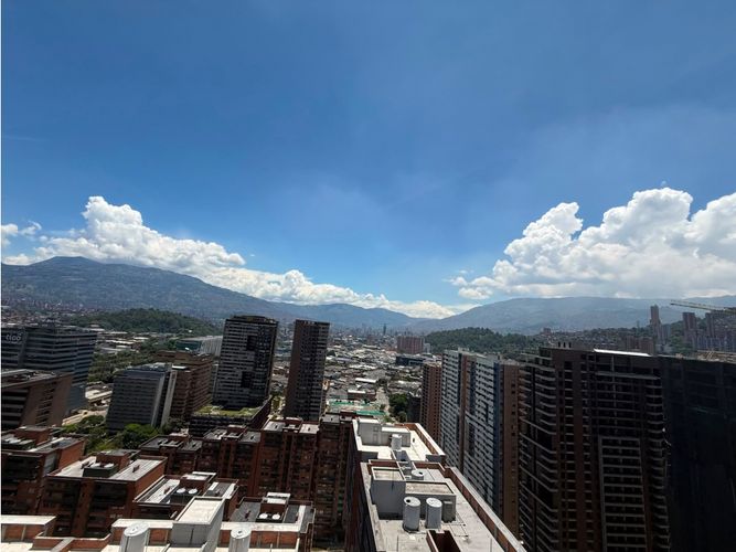 Apartamento de 3 alcobas en venta en Ciudad Del Río, Medellín, 119 m² · foto 12 de 24