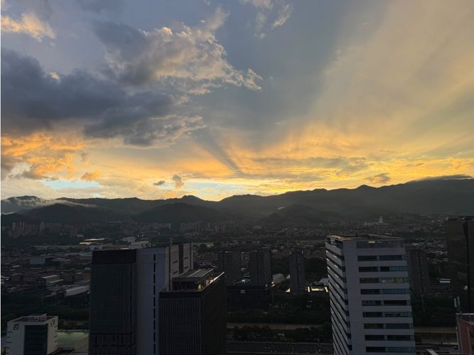 Apartamento de 3 alcobas en venta en Ciudad Del Río, Medellín, 119 m² · foto 19 de 24