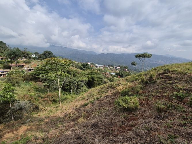 Lote en venta en La Reforma, Cali, 2060 m² · foto 3 de 6