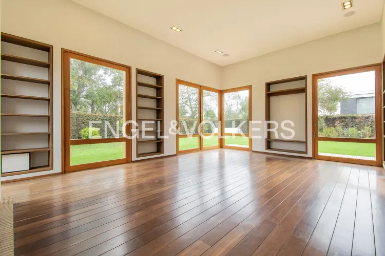 Casa en venta en Guaymaral, Bogotá · foto 2 de 20