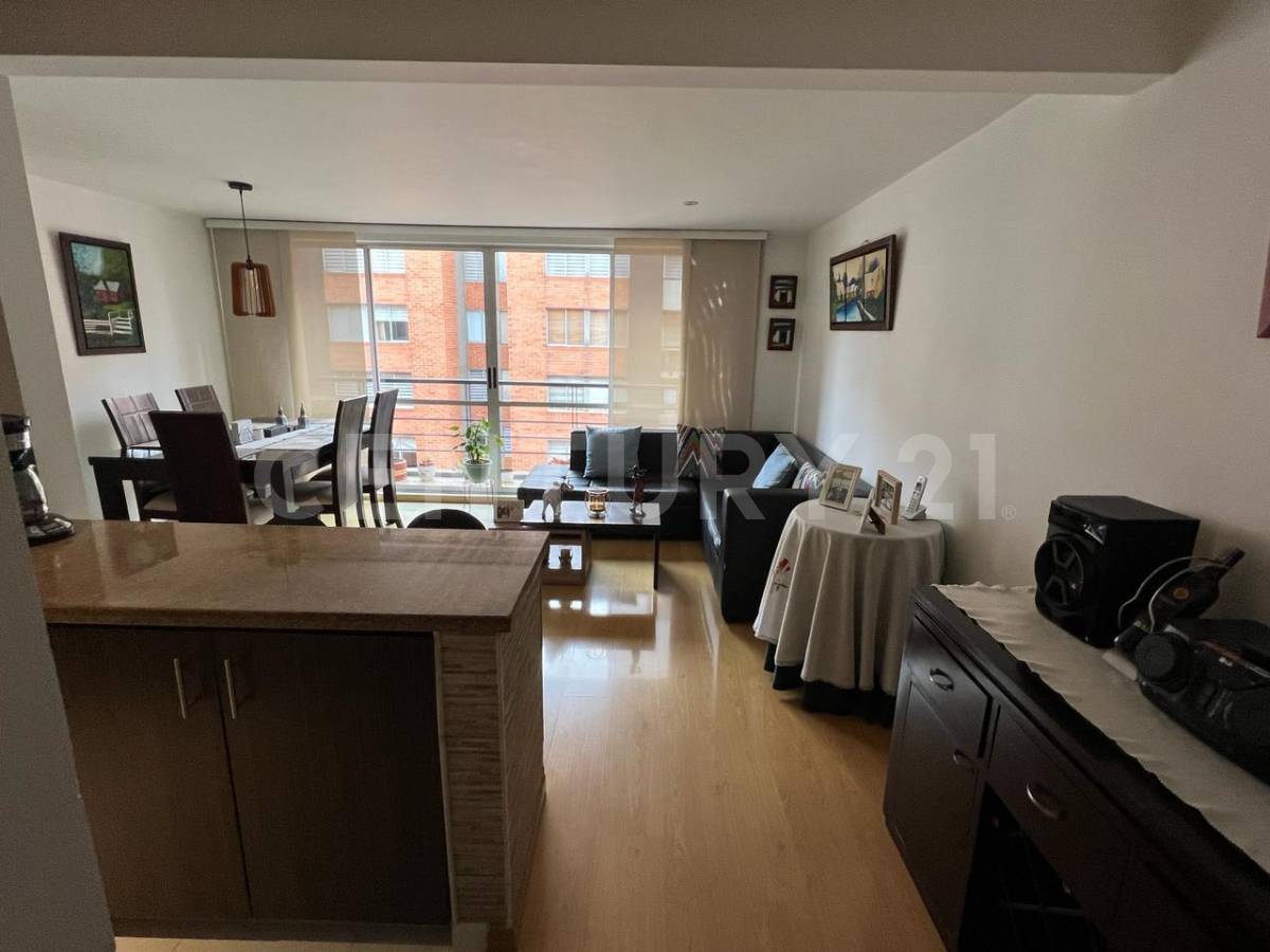 Apartamento en venta en Hayuelos, Bogotá · foto 2 de 24