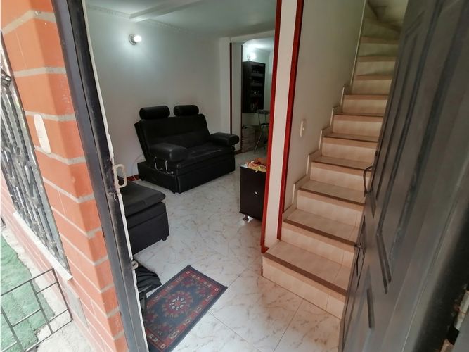 Casa de 3 alcobas en venta en La Florida Et. Ii, Soacha, 72 m² · foto 2 de 24