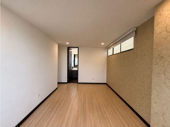 Apartamento de 3 alcobas en arriendo en Altos Del Poblado, Medellín, 90 m² · foto 7 de 13