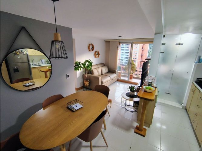 Apartamento de 3 alcobas en venta en Loma De San Jose, Sabaneta, 63 m² · foto 4 de 8