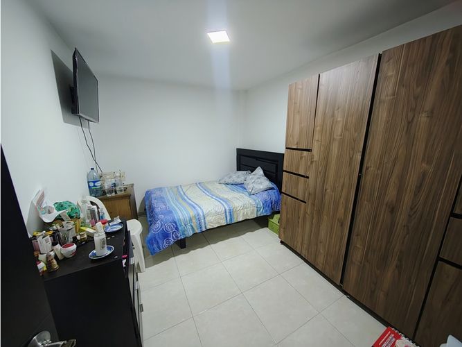 Casa de 6 alcobas en venta en Escocia, Bogotá, 144 m² · foto 5 de 24