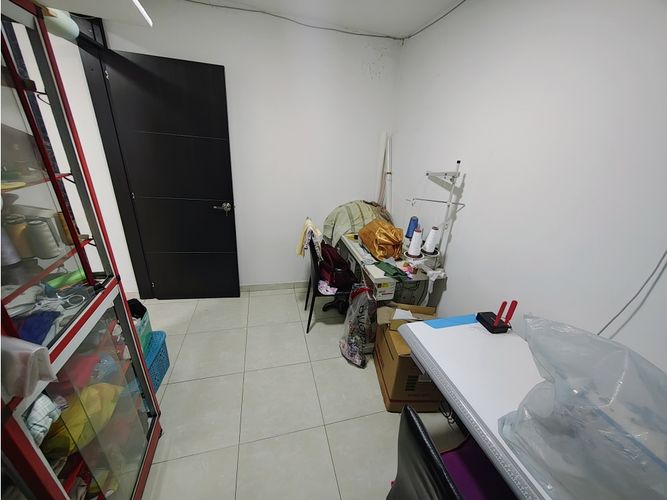 Casa de 6 alcobas en venta en Escocia, Bogotá, 144 m² · foto 9 de 24